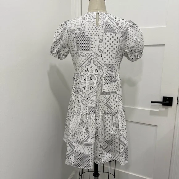 Disney Women's White Black Paisley Patchwork Tiered Mini Dress Size EUR 36/6 - Picture 3 of 9